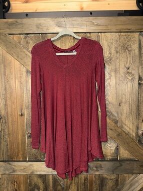 AnyBody Burgundy V-Neck Long Sleeve Midi Tunic Dress